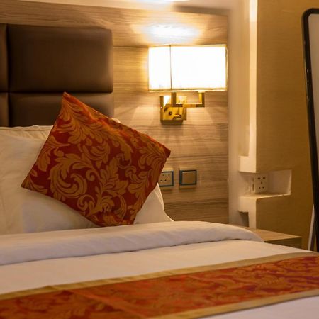ג'דה Hikayet Abeer Hotel Apartment מראה חיצוני תמונה