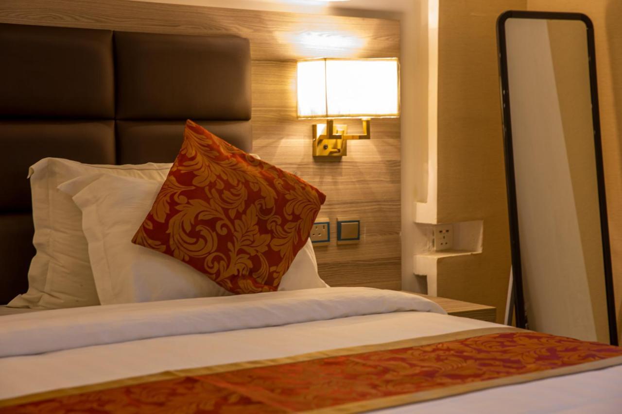 ג'דה Hikayet Abeer Hotel Apartment מראה חיצוני תמונה